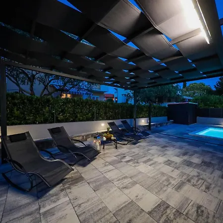 Apartamento 1 Bedroom Lovely In *