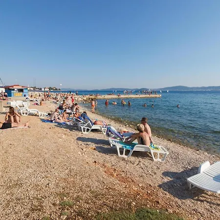 Apartman 1 Bedroom Lovely In