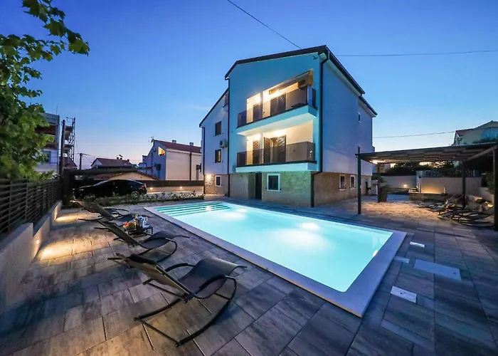 1 Bedroom Lovely In *